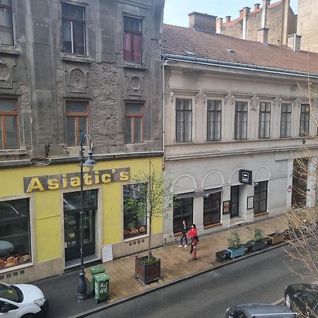 Connection Guesthouse Budapest Exteriör bild